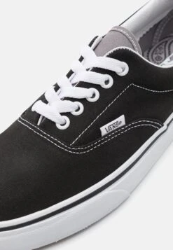 Vans Era 59 Unisex - Sneakers Laag - Black/True White 13 Vans Era 59 Unisex - Sneakers Laag - Black/True White -Vans Schoen 001e1bcd7cad41189340c3e7c2df1f89