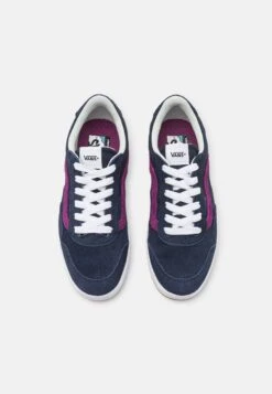 Vans Cruze Too Unisex - Sneakers Laag - 90'S Parisian Night/True White -Vans Schoen 06c375a6a9f34a04bb3f2832463c1bbf