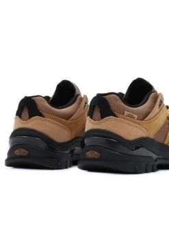 Vans Ua Amzn Trailhead - Sneakers Laag - Golden Brown 10 Vans Ua Amzn Trailhead - Sneakers Laag - Golden Brown -Vans Schoen 09c2983741d04b799749d30749c8bfb3