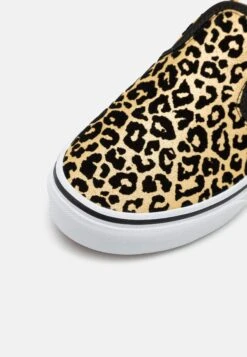 Vans Classic - Instappers - Black/True White -Vans Schoen 0ab647600761417caa590d6d34bf5656