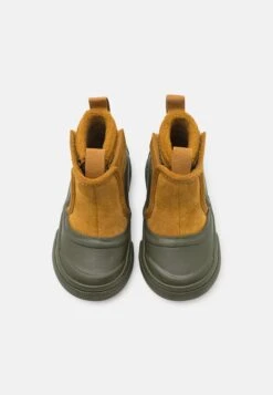Vans Slip-On Hi Terrain Mte-1 Unisex - Sneakers Hoog - Brown/Green -Vans Schoen 109480f4dab041a2913f05e9633ae100