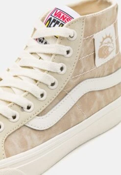 Vans Sk8 Hi 38 Decon Unisex - Sneakers Hoog - Beach Sand 13 Vans Sk8 Hi 38 Decon Unisex - Sneakers Hoog - Beach Sand -Vans Schoen 1b0793604c07475db54a5f646df0b0d6