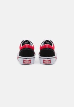 Vans Old Skool Bolt Unisex - Sneakers Laag - Red/Black -Vans Schoen 1db24f7cb2b9433eb5bff417698b40b5
