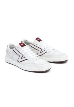 Vans Ua Lowland Cc - Sneakers Laag - Dark Red 11 Vans Ua Lowland Cc - Sneakers Laag - Dark Red -Vans Schoen 21df2c02e33d455db1b285736db3ed33