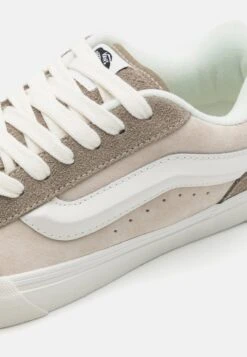 Vans Knu Skool Unisex - Skateschoenen - Beige/Light Brown/White -Vans Schoen 238d05ef32444177a29e31853b0263e3