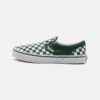 Vans Classic Slip-On Unisex - Instappers - Dark Green/White -Vans Schoen 2a2a347b82144b73a2b5462f97f9b780