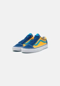 Vans Style 36 X Our Legends Unisex - Sneakers Laag - Dyno Blue/Yellow -Vans Schoen 2e09a272ea7040af8ca5bd7ccfccc884