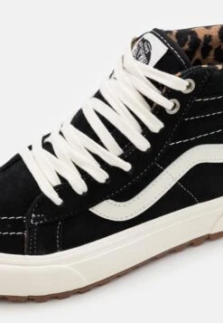 Vans Sk8-Hi Mte-1 - Sneakers Hoog - Black 13 Vans Sk8-Hi Mte-1 - Sneakers Hoog - Black -Vans Schoen 2e815efcac234e038d8b2a6d20dba896
