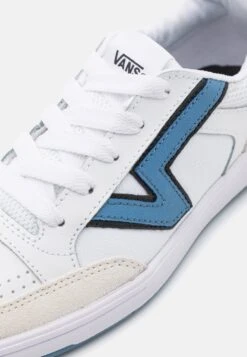 Vans Ua Lowland Cc - Sneakers Laag - Sport Blue/True White 13 Vans Ua Lowland Cc - Sneakers Laag - Sport Blue/True White -Vans Schoen 32ca135775a84251921fc6f4fb30888f