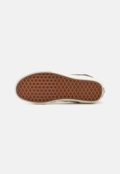 Vans Sk8-Hi Vr3 Unisex - Sneakers Hoog - Grape Leaf -Vans Schoen 33da92ea390746d4bae67d9cc0d8a41f