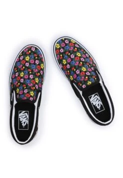 Vans Ua Classic - Instappers - Black -Vans Schoen 397106607f5c4632a86a494551804f79