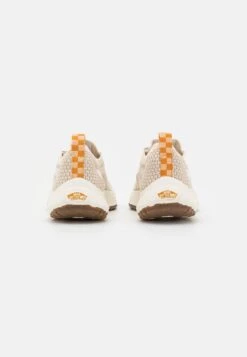 Vans Ultrarange Vr3 - Sneakers Laag - Vintage White -Vans Schoen 4279506c46744d7ca1db0e379653c57d