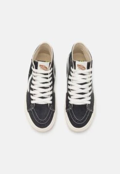 Vans Sk8-Hi Tapered Vr3 Unisex - Sneakers Hoog - Raven/Marshmallow -Vans Schoen 44050e292ac943009d93705152381b85