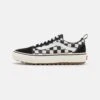 Vans Old Skool Mte-1 Unisex - Sneakers Laag - Black 1 Vans Old Skool Mte-1 Unisex - Sneakers Laag - Black -Vans Schoen 44ce72eb7424484492efac296c3f32e8