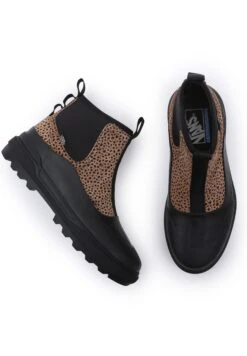 Vans Ua Colfax- Enkellaarsjes Met Plateauzool - Medium Brown 9 Vans Ua Colfax- Enkellaarsjes Met Plateauzool - Medium Brown -Vans Schoen 457157deef8c41fe893eed0a3701dbbb