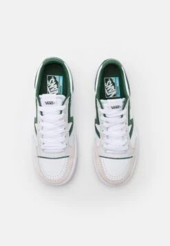 Vans Lowland Unisex - Sneakers Laag - Court Green/White 11 Vans Lowland Unisex - Sneakers Laag - Court Green/White -Vans Schoen 4858d81d07004d0fada39e4b662a5279