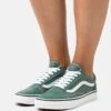 Vans Old Skool Unisex - Sneakers Laag - Duck Green 1 Vans Old Skool Unisex - Sneakers Laag - Duck Green -Vans Schoen 497e2065db2f4d6cb9e55fcdb6404b0f