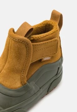 Vans Slip-On Hi Terrain Mte-1 Unisex - Sneakers Hoog - Brown/Green -Vans Schoen 4a7357db511d48679427265e3da526aa