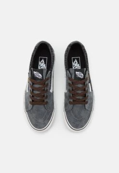 Vans Sk8-Low Unisex - Skateschoenen - Pewter -Vans Schoen 4cc5740b06c74c769bb991ed6ff7f9f3