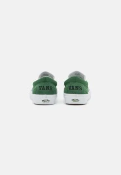 Vans Classic Slip On Unisex - Instappers - Club Green/White 11 Vans Classic Slip On Unisex - Instappers - Club Green/White -Vans Schoen 4dc4d281caf64f829e04686c3566e3a1