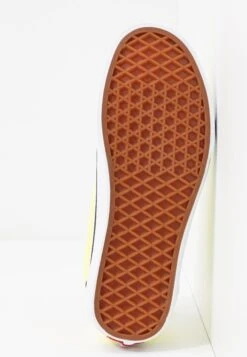 Vans Ua Old Skool - Sneakers Laag - Lemon Tonic/True White -Vans Schoen 5af5a8fcfd3947e3b56b92d2c034e3dd