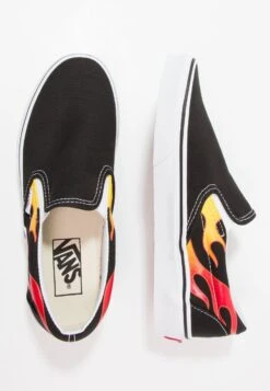 Vans Classic Slip-On- Instappers - Black/True White 13 Vans Classic Slip-On- Instappers - Black/True White -Vans Schoen 5c3ba2b63d394cd3a2b38a4cf32e465d