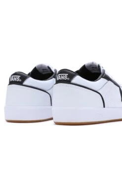 Vans Lowland Unisex - Sneakers Laag - Court True White/Black 13 Vans Lowland Unisex - Sneakers Laag - Court True White/Black -Vans Schoen 6a9ff64d0d1c4ec5ae93d825acadbe62