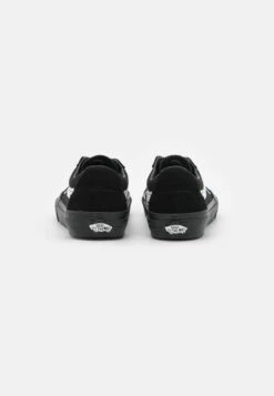 Vans Sk8 Low Unisex - Sneakers Laag - Contrast Black/White 11 Vans Sk8 Low Unisex - Sneakers Laag - Contrast Black/White -Vans Schoen 6ac8fd96d91d411c8611efed7a5c7204