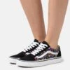 Vans Old Skool- Sneakers Laag - Floral Black/White 2 Vans Old Skool- Sneakers Laag - Floral Black/White -Vans Schoen 7309d529975c48a0a0befa77922392e9
