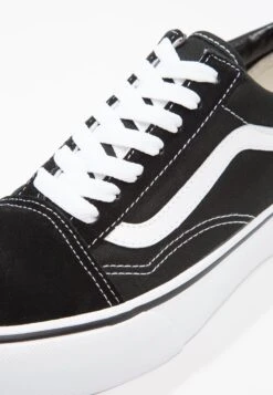 Vans Ua Old Skool Platform - Sneakers Laag - Black/White -Vans Schoen 848df7c5f1734433b8709c3332553e2e