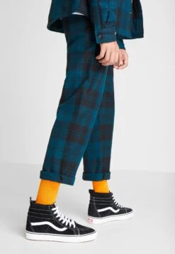 Vans Sk8 Mte Unisex - Sneakers Hoog - Black/True White