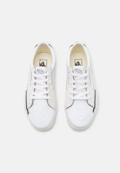 Vans Sk8-Low Reconstruct Unisex - Sneakers Laag - True White -Vans Schoen 87784d57cb06451587eb1643a842bbe6