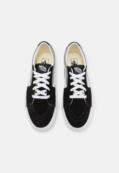 Vans Sk8-Low Unisex - Skateschoenen - Black/Drizzle 11 Vans Sk8-Low Unisex - Skateschoenen - Black/Drizzle -Vans Schoen 8bd154b7fd1947eaab4b9e9e86d99437