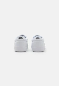Vans Lowland Cc Unisex - Sneakers Laag - True White -Vans Schoen 8c9a107e496c4b8e89ef11af2313810b