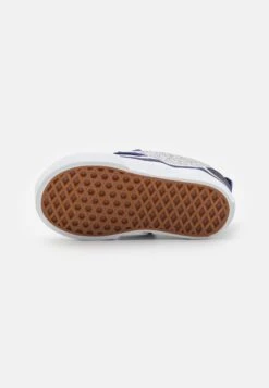 Vans Slip-On Unisex - Instappers - Port Royale/True White 12 Vans Slip-On Unisex - Instappers - Port Royale/True White -Vans Schoen 933c9171b1f84897a4d19be2354d21f3