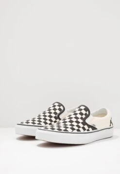 Vans Ua Comfycush Slip-On - Instappers - White 10 Vans Ua Comfycush Slip-On - Instappers - White -Vans Schoen 93434437bda64a189db4506789aabe11