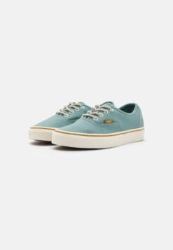 Vans Authentic Unisex - Skateschoenen - Light Blue/White 10 Vans Authentic Unisex - Skateschoenen - Light Blue/White -Vans Schoen 94410a165c8a4314b46fd952aeea0c0f