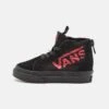 Vans Sk8 High Zip Unisex - Skateschoenen - Black/Red 1 Vans Sk8 High Zip Unisex - Skateschoenen - Black/Red -Vans Schoen 97664f377cff4505ada18731dedee233