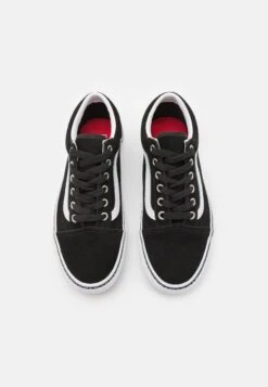 Vans Old Skool- Sneakers Laag - Black/White -Vans Schoen a72cc15cca5d4a6eb8d24e3e6f51e284