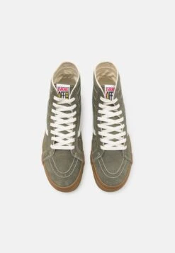 Vans Sk8 Hi 38 Decon Unisex - Sneakers Hoog - Salt Wash/Dark Olive -Vans Schoen aa3264fe1085436f916c49ed24f36267