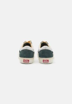 Vans Ua Old Skool Unisex - Sneakers Laag - Darkest Spruce 10 Vans Ua Old Skool Unisex - Sneakers Laag - Darkest Spruce -Vans Schoen ab03348185a549c9a9522cbd36c61a87
