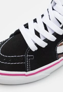 Vans Sk8-Hi Unisex - Sneakers Hoog - Black/Pink 13 Vans Sk8-Hi Unisex - Sneakers Hoog - Black/Pink -Vans Schoen ad952d2488f441e88809e75dc6572c4e