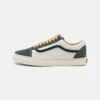 Vans Ua Old Skool Unisex - Sneakers Laag - Darkest Spruce -Vans Schoen ae7e5488d734429690dc1a3d2d482107