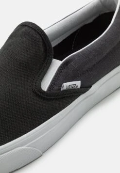 Vans Classic Slip On Unisex - Instappers - Black -Vans Schoen b20220f6477c4705b79c8d1f9225bf7e