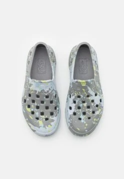 Vans Slip-On Trk Unisex - Instappers - Paint Splatter/Frost Grey -Vans Schoen b429c349816d4af290befdd85fecb925