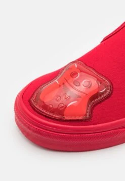 Vans Classic Slip-On Unisex - Sneakers Laag - Red -Vans Schoen b68193597df2498b8108e6509fb57261