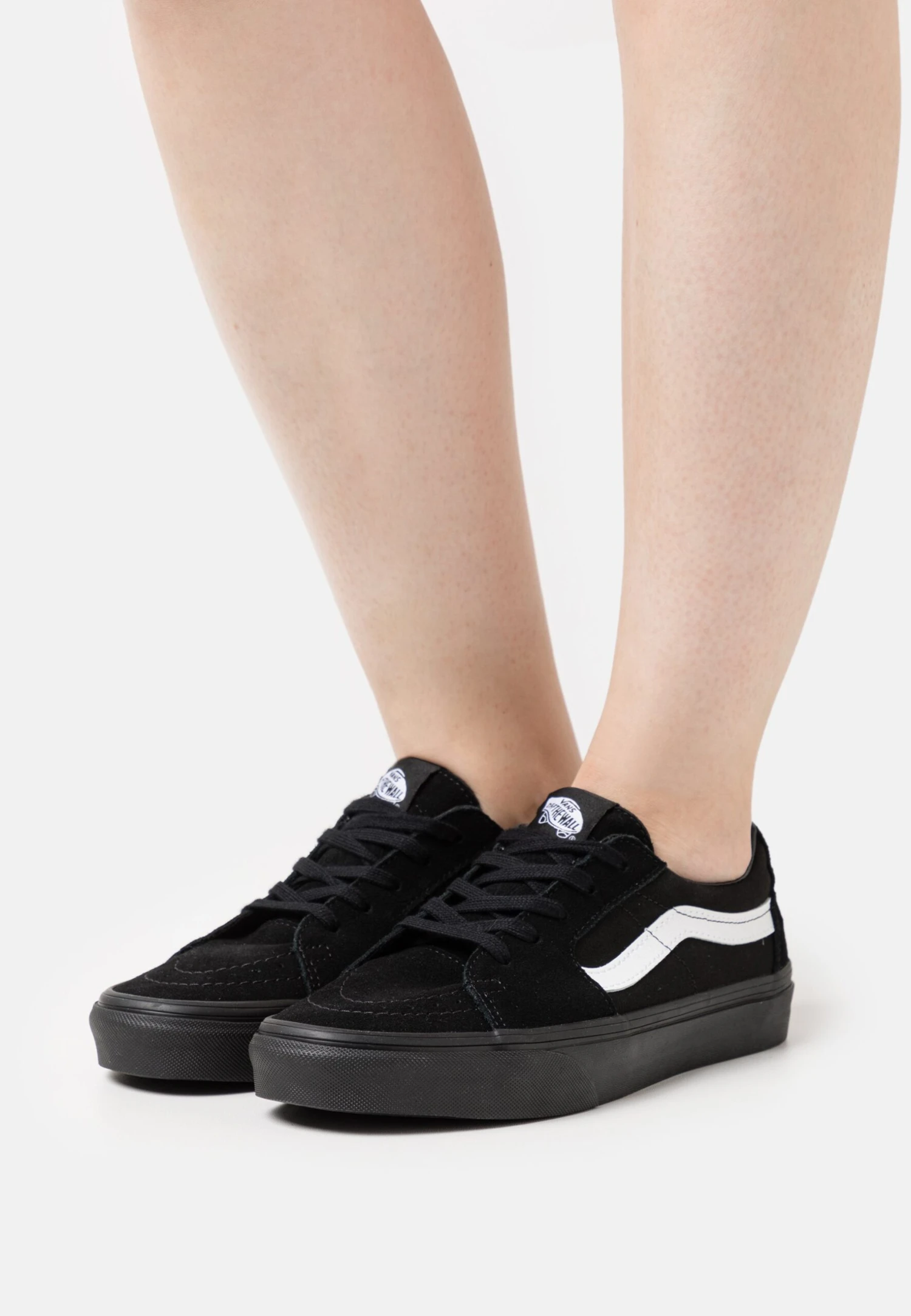 Vans Sk8 Low Unisex - Sneakers Laag - Contrast Black/White 3 Vans Sk8 Low Unisex - Sneakers Laag - Contrast Black/White