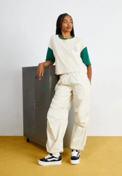 Vans Knu Stack - Skateschoenen - Black/True White -Vans Schoen c8bd8e48e3ac49b0ae2c01bde427e08f