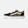 Vans Old Skool- Sneakers Laag - Flocked Leopard/Black/True White -Vans Schoen c9d72cc259ce4b24932e1f8e57bcff3c