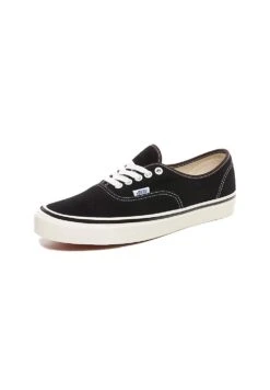 Vans Sneakers Laag - Black -Vans Schoen cc1a26f9bd754fe88583117fa3b71359